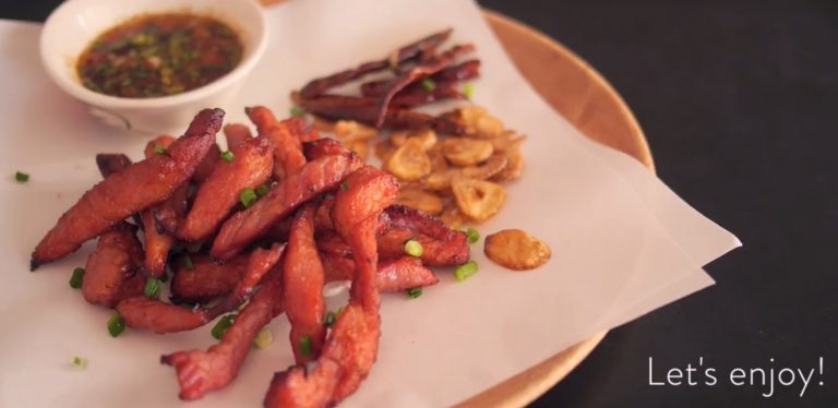 Nam Moo-Dad-Diew (Deep-Fried Sun-Dried Fermented Pork)