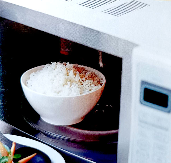 How to cook rice with microwave